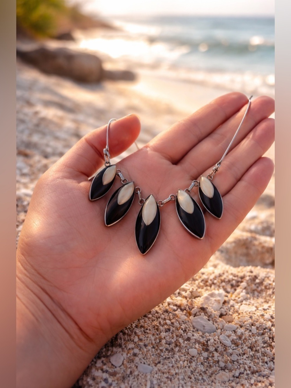 VINTAGE Black Resin & Mother of Pearl Statement Necklace Shell Inlay Fan Design